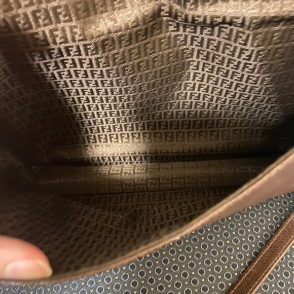 Authentic Vintage Fendi Purse - Picture 9 of 10
